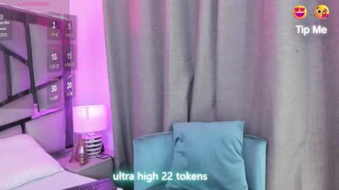 _valeria_saenz_ online show from 13, 2, 2026