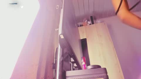    online show from 2, 10, 2025