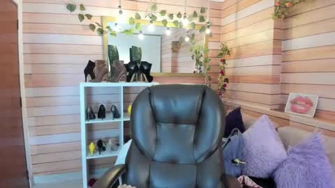 Snapshot of _victoria_collins chatting on 17, 2, 2026 Sol online show from 17, 2, 2026