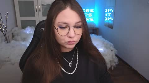 Snapshot of _wendy_evans_ chatting on 17, 12, 2024 Wendy online show from 17, 12, 2024