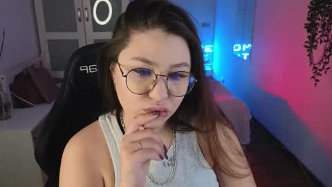 Snapshot of _wendy_evans_ chatting on 2, 2, 2025 Wendy online show from 2, 2, 2025