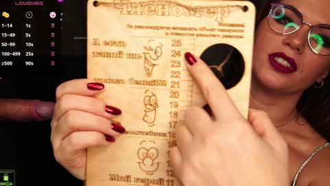 Snapshot of _wildfox_ chatting on 8, 1, 2025 online show from 8, 1, 2025