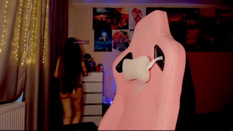 Snapshot of _witch__ chatting on 21, 12, 2024 Enni online show from 21, 12, 2024