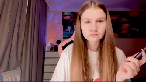 Snapshot of _witch__ chatting on 28, 12, 2024 Enni online show from 28, 12, 2024