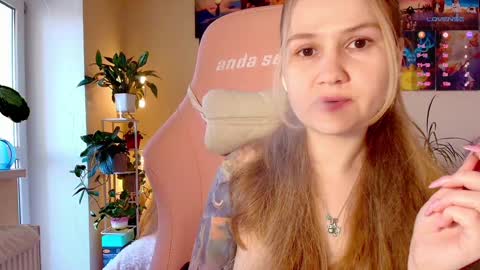 Snapshot of _witch__ chatting on 3, 10, 2025 Enni online show from 3, 10, 2025