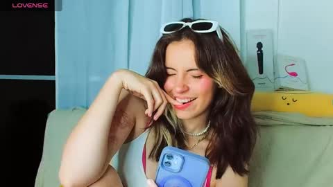 Snapshot of _yourcherrybomb chatting on 19, 1, 2025 _yourcherrybomb online show from 19, 1, 2025