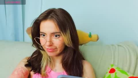 Snapshot of _yourcherrybomb chatting on 23, 1, 2025 _yourcherrybomb online show from 23, 1, 2025