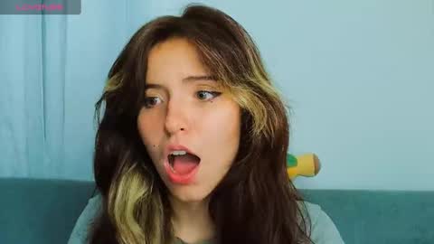 Snapshot of _yourcherrybomb chatting on 31, 1, 2025 _yourcherrybomb online show from 31, 1, 2025