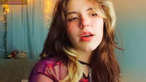 Snapshot of _yourcherrybomb chatting on 17, 2, 2025 _yourcherrybomb online show from 17, 2, 2025