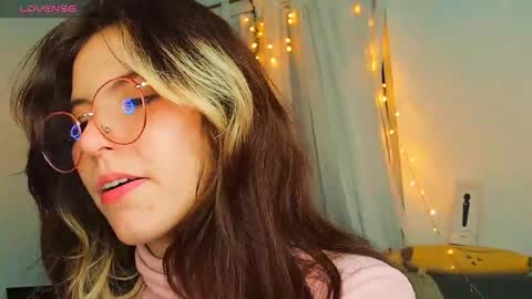 Snapshot of _yourcherrybomb chatting on 25, 2, 2025 _yourcherrybomb online show from 25, 2, 2025