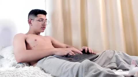 alejo online show from 10, 2, 2025