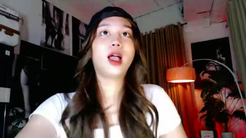 Snapshot of a_r_i_a_n_n_a chatting on 27, 9, 2025 Lovely Yana  online show from 27, 9, 2025