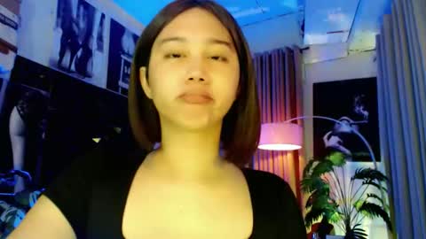 Snapshot of a_r_i_a_n_n_a chatting on 16, 10, 2025 Lovely Yana  online show from 16, 10, 2025