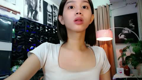 Lovely Yana  online show from 25, 4, 2026