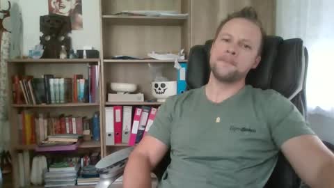 Snapshot of aaaandzzz chatting on 9, 5, 2026 Long distance cumshot online show from 9, 5, 2026