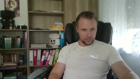 Snapshot of aaaandzzz chatting on 19, 5, 2026 Long distance cumshot online show from 19, 5, 2026