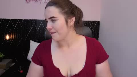 Abby Lee  online show from 25, 7, 2026