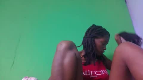aadienne online show from 17, 5, 2026