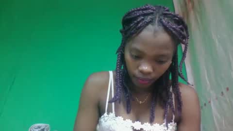 aadienne online show from 20, 5, 2026