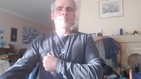 Aalex1717 online show from 17, 1, 2025