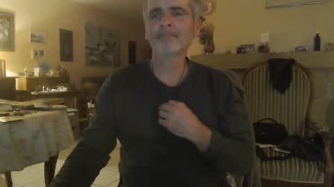 Aalex1717 online show from 17, 1, 2025