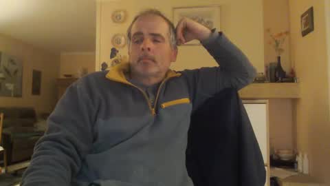 Aalex1717 online show from 4, 3, 2025