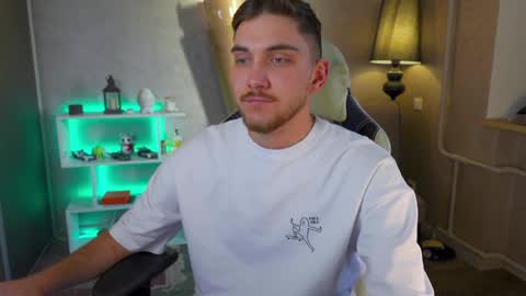 Snapshot of aalexxxxxx chatting on 27, 2, 2025 Alex online show from 27, 2, 2025