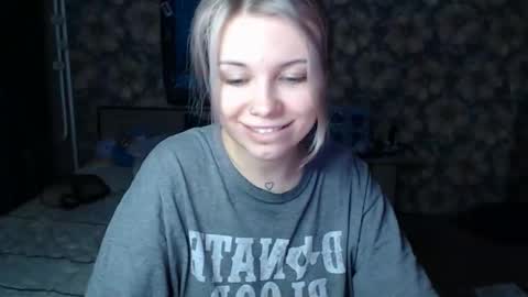 Snapshot of aalicebubble chatting on 27, 2, 2025 Alice online show from 27, 2, 2025