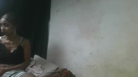 Snapshot of aangelinee chatting on 19, 10, 2025 aangelinee online show from 19, 10, 2025