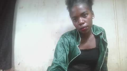 Snapshot of aangelinee chatting on 23, 10, 2025 aangelinee online show from 23, 10, 2025