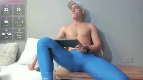 Aaron online show from 19, 4, 2026