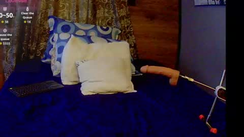 Aaron online show from 22, 7, 2026
