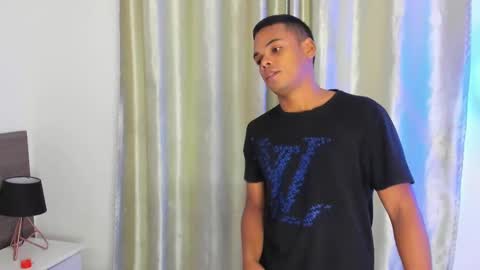 aaron_9827 online show from 29, 1, 2025