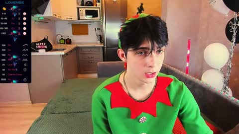 Aaron Bang online show from 25, 12, 2024