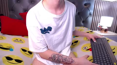 Aaron online show from 6, 12, 2024