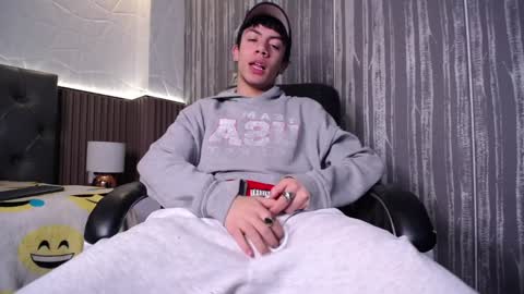 Aaron online show from 7, 12, 2024