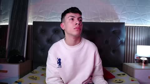 Aaron online show from 16, 12, 2024