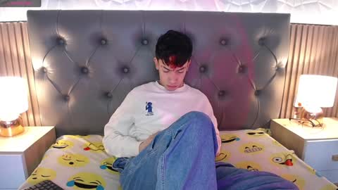 Aaron online show from 7, 1, 2025