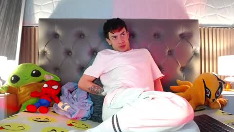 Aaron online show from 21, 1, 2025