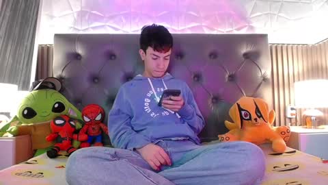 Aaron online show from 22, 1, 2025