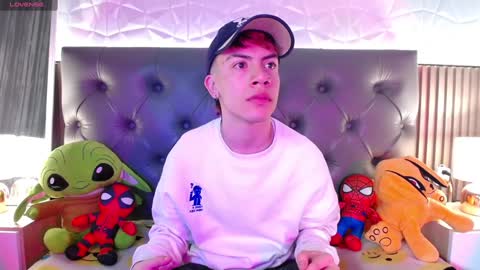 Aaron online show from 27, 1, 2025