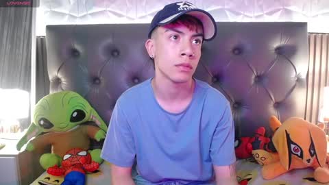 Aaron online show from 28, 1, 2025