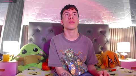 Aaron online show from 3, 2, 2025