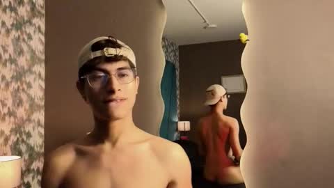 Aaron Ezequiel online show from 6, 11, 2025