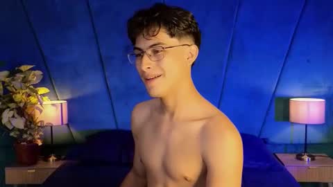 Aaron Ezequiel online show from 29, 11, 2025