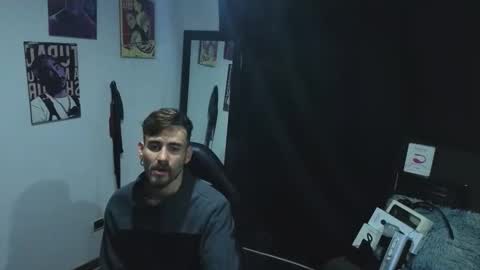 aaron_malikk online show from 26, 4, 2026