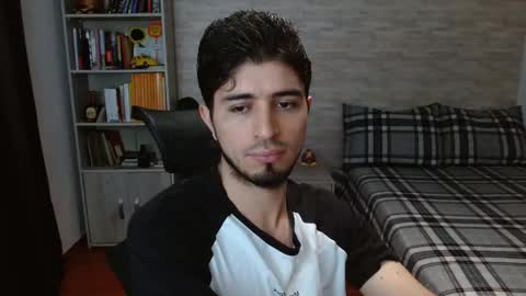 Aaron online show from 3, 10, 2025