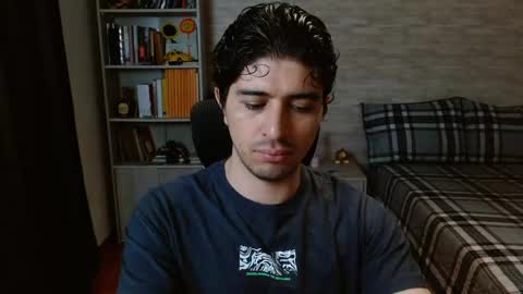 Aaron online show from 27, 4, 2026