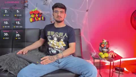 aaronfuentes7 online show from 26, 10, 2025