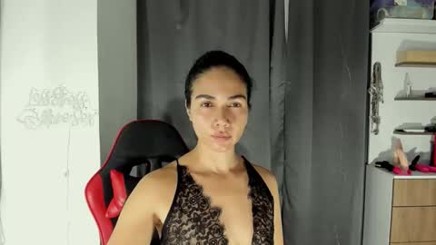 Martina online show from 4, 3, 2026